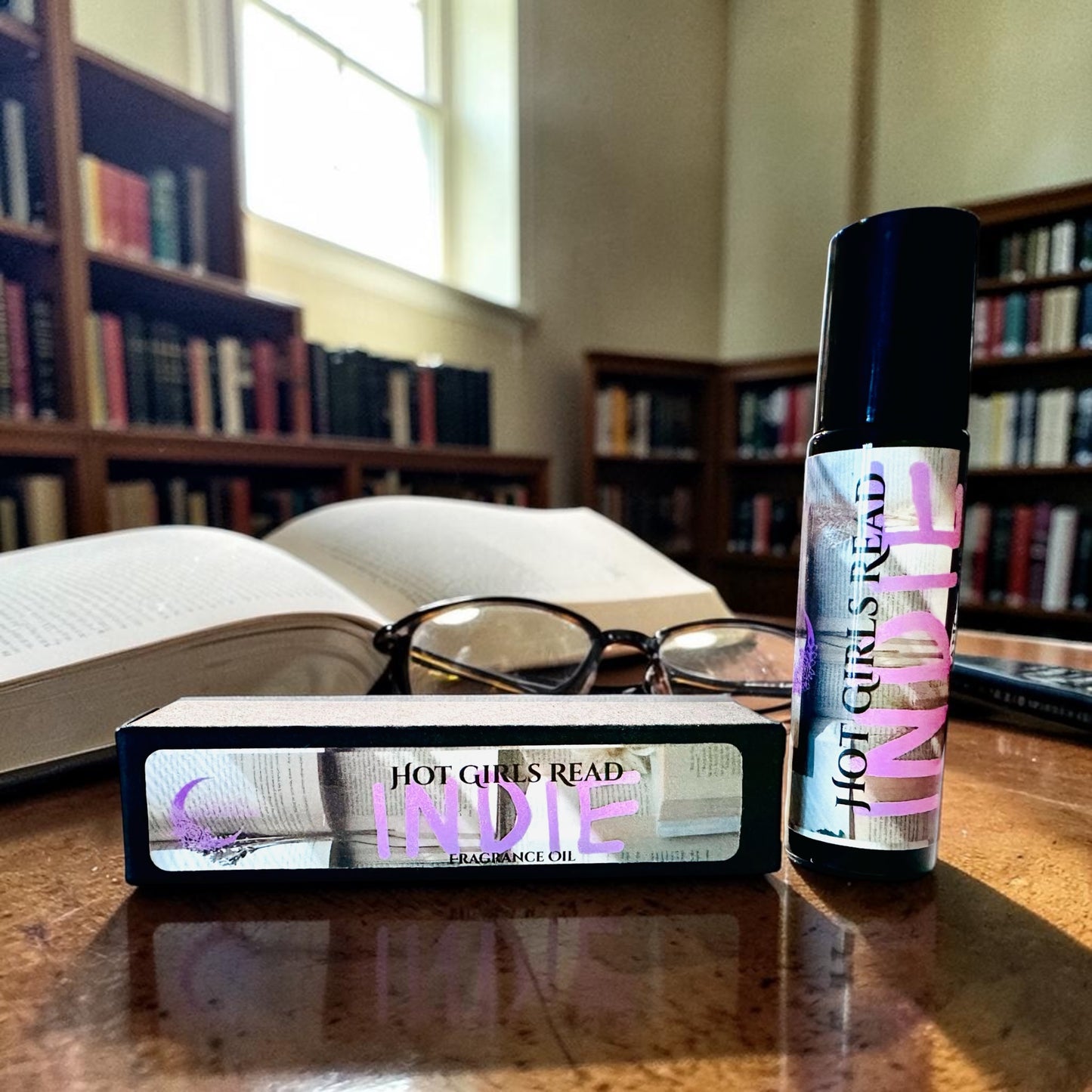 HOT GIRLS READ COLLECTION ™️